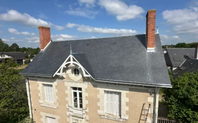 Restauration de la charpente et de la couverture du presbytère des Montils